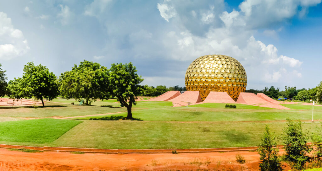 Auroville E Una Citta Sperimentale Una Comunita Intenzionale Matrimandir Auroville Pondicherry